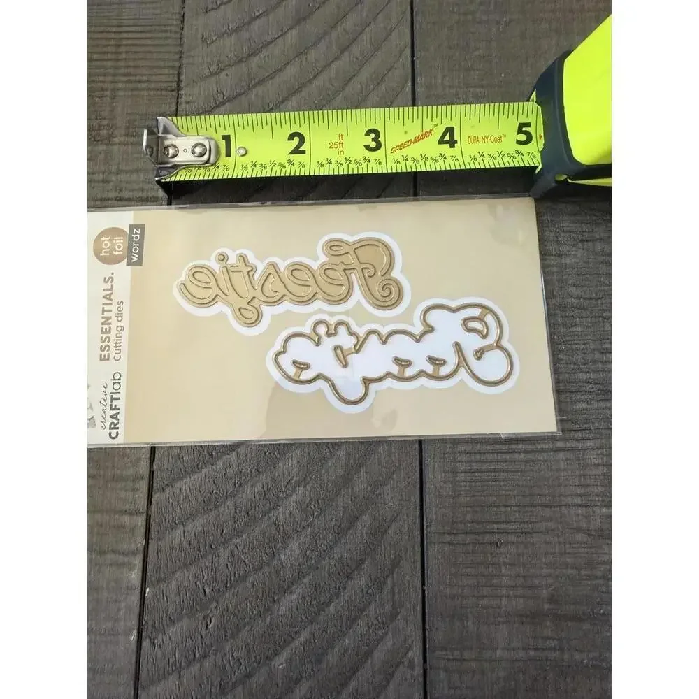 Studio Light Essentials Cutting Dies Hot Foil Wordz- Feestie